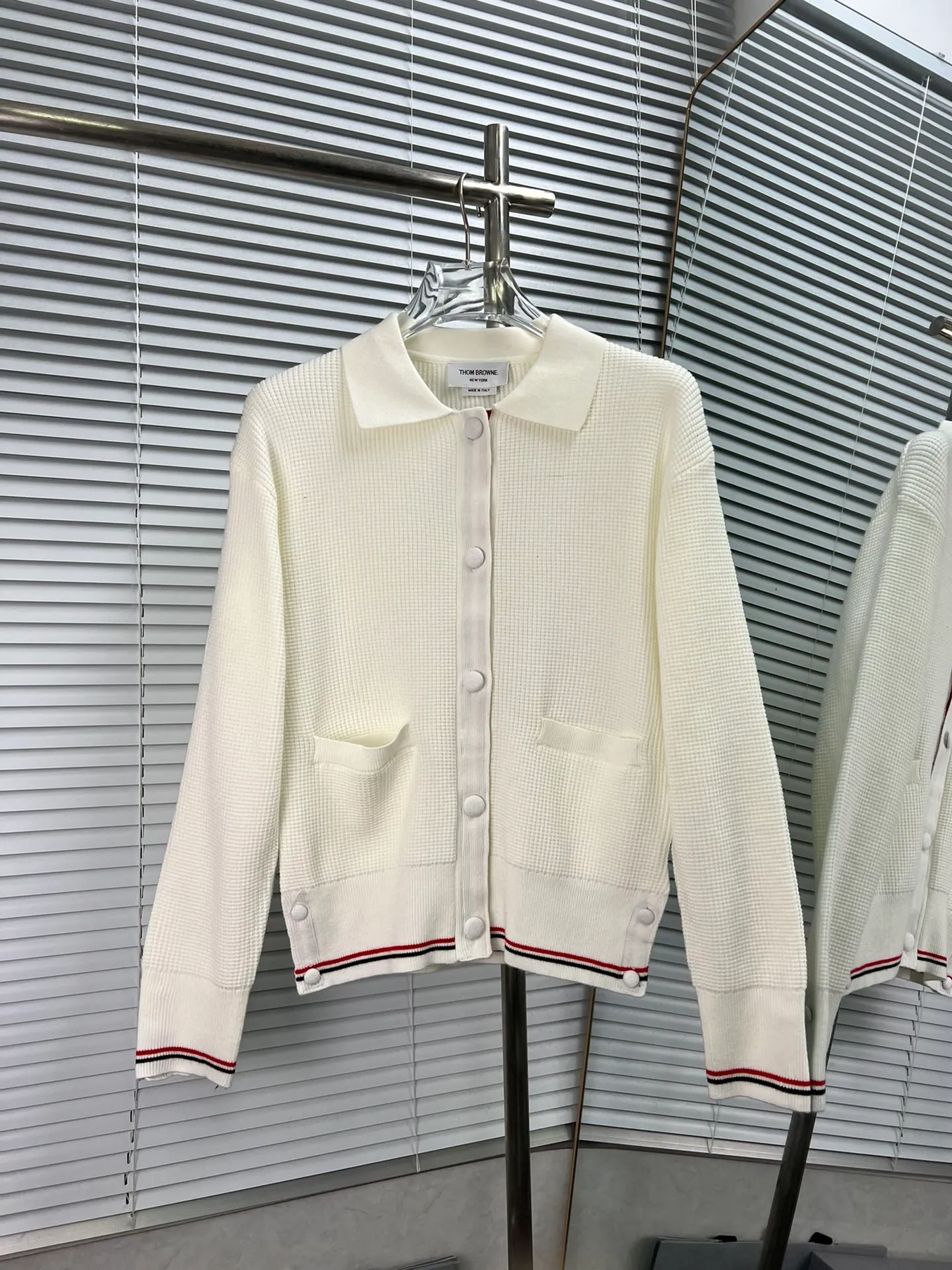 THOM BROWNE polo 📍𝐒𝐢𝐳𝐞Size： 0.1.2.（S.M.L.） 📍𝐃𝐞𝐭𝐚𝐢𝐥 ： ， ， ， ， ， ， ✌️